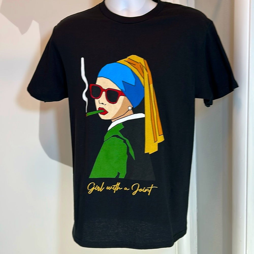 NWOT BrandMakers Graphic T-Shirt Med - Picture 3 of 9